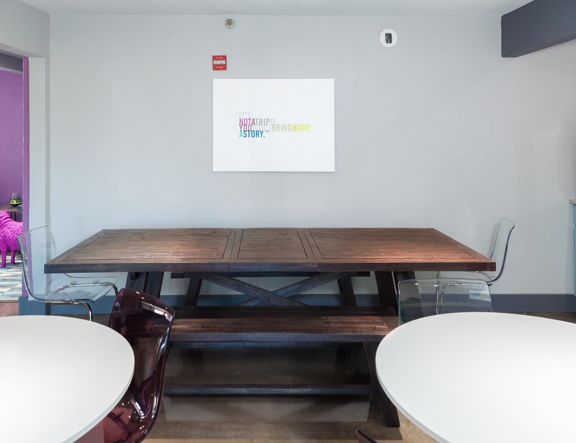 Aae Austin'S Travelodge Экстерьер фото